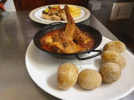 carne con papas