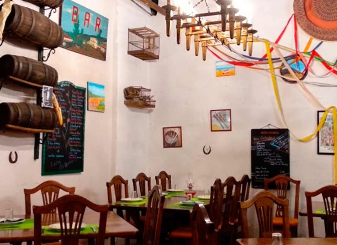 Bodegón Casa Matías mesas de restaurante